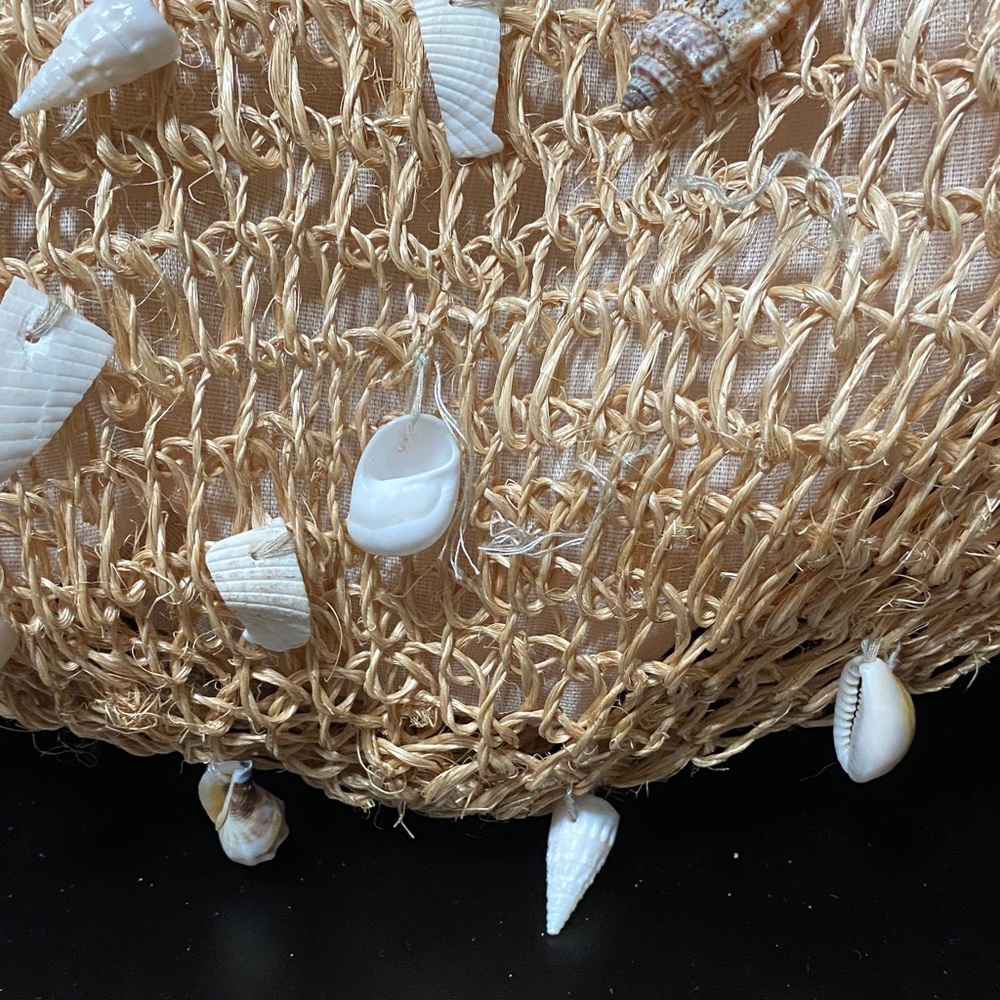 Beige vintage Straw Woven Shell-Embellished Women's Bag - Picture 4 of 16